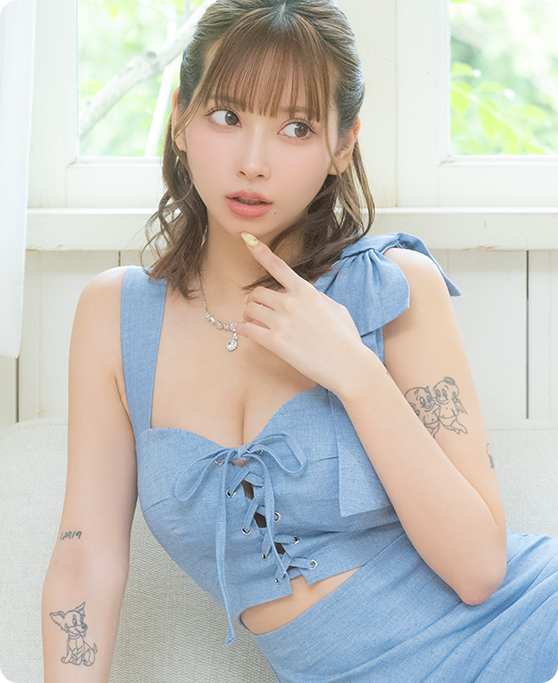 blueドレスメイン