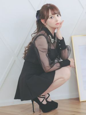 キャバドレス 韓国 カップ付きキャミソール長袖シアーブラウス襟デザインスカパンセットアップドレス